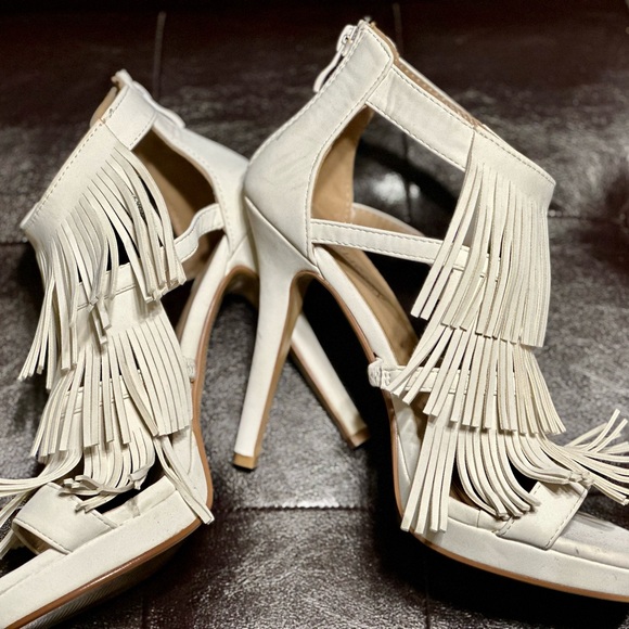 Delicacy White Fringe High Heels (Like New) - Picture 1 of 6